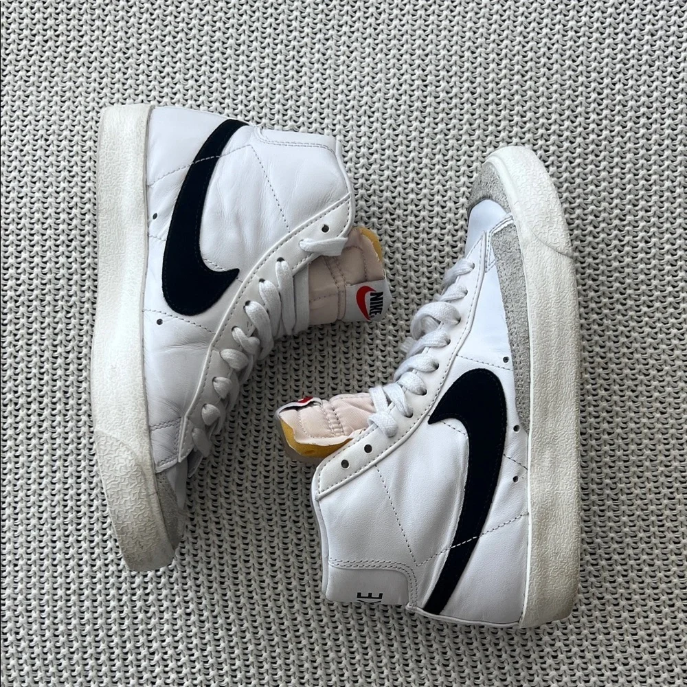 Nike MID’77 Youth Snickers